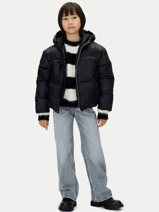Calvin Klein Jeans Kurtka zimowa IG0IG03020 Czarny Regular Fit