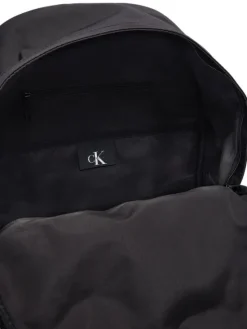Calvin Klein Jeans Plecak Solid Monologo Backpack IU0IU00731 Czarny