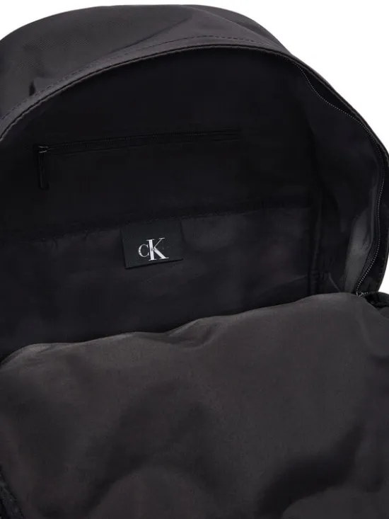 Calvin Klein Jeans Plecak Solid Monologo Backpack IU0IU00731 Czarny