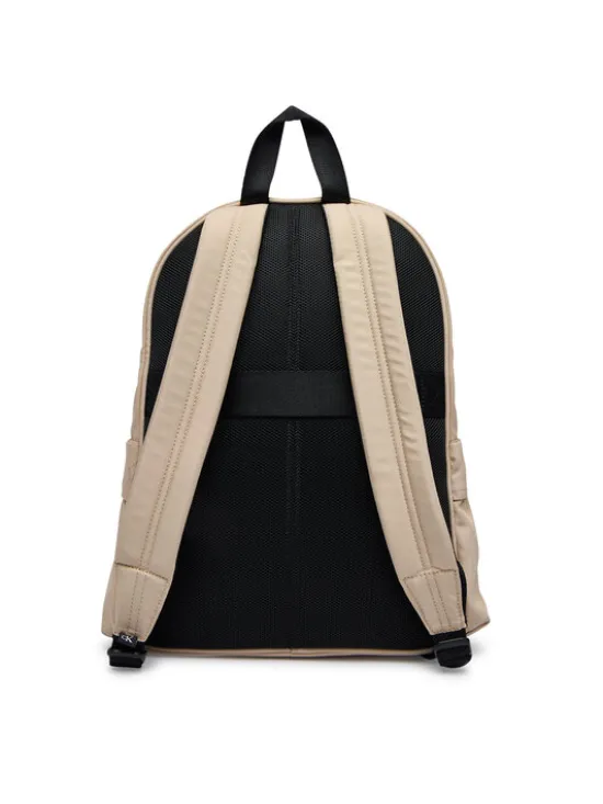 Calvin Klein Jeans Plecak Solid Monologo Backpack IU0IU00731 Beżowy