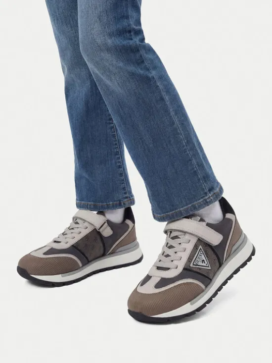 Guess Sneakersy EO-CI12-B541-01 Szary