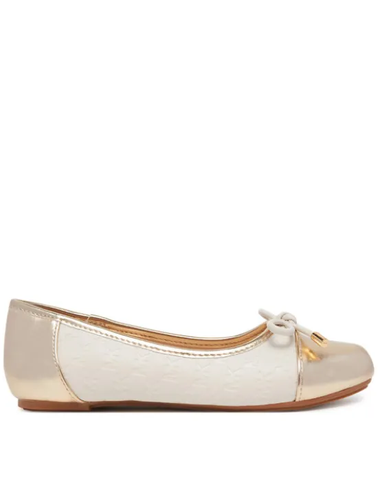 MICHAEL Michael Kors Baleriny Kenya Bow MK01365256 Écru