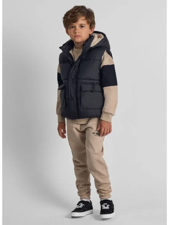 minoti Kamizelka 27gilet2 Czarny Regular Fit