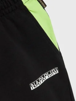 Napapijri Szorty materiałowe Pinta NP0A4GX8 M Czarny Regular Fit